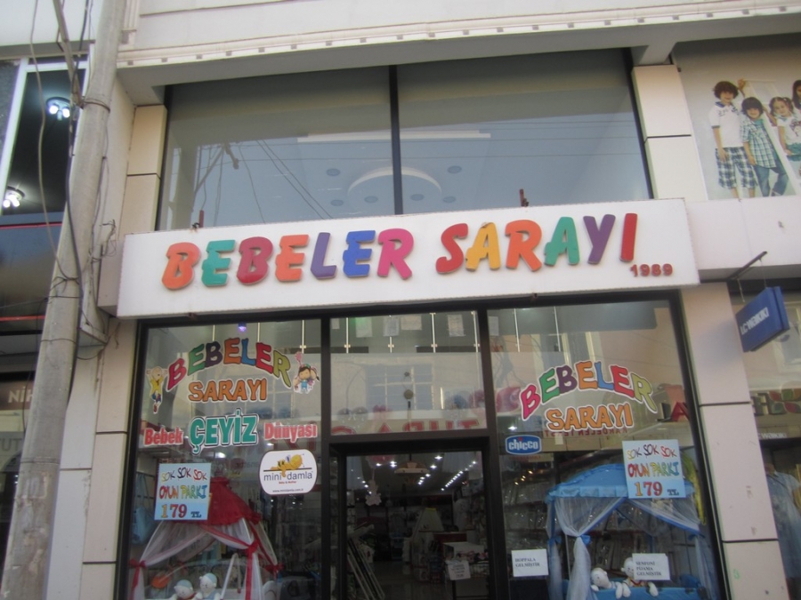 Bebeler Sarayı Mağaza Fotoğrafları